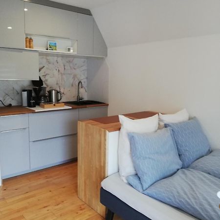 The Whispering Apple Garden Retreat Apartment Morud Luaran gambar
